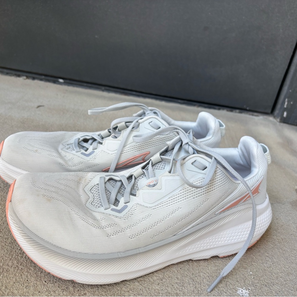 Altra Women's FWD VIA Running Shoes 10.5